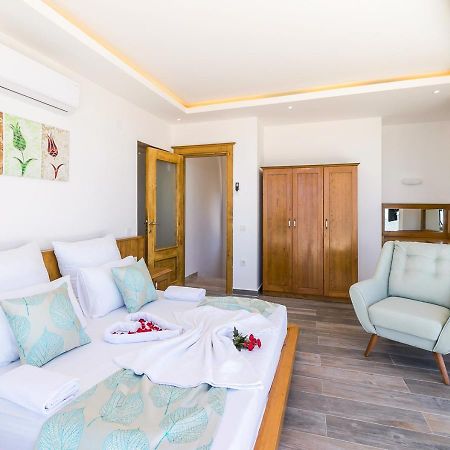 Villa 5 Sleeps 6 Isolated Pool See And Montain View-Villa Kartal Yuvasi Uzumlu  Exteriör bild