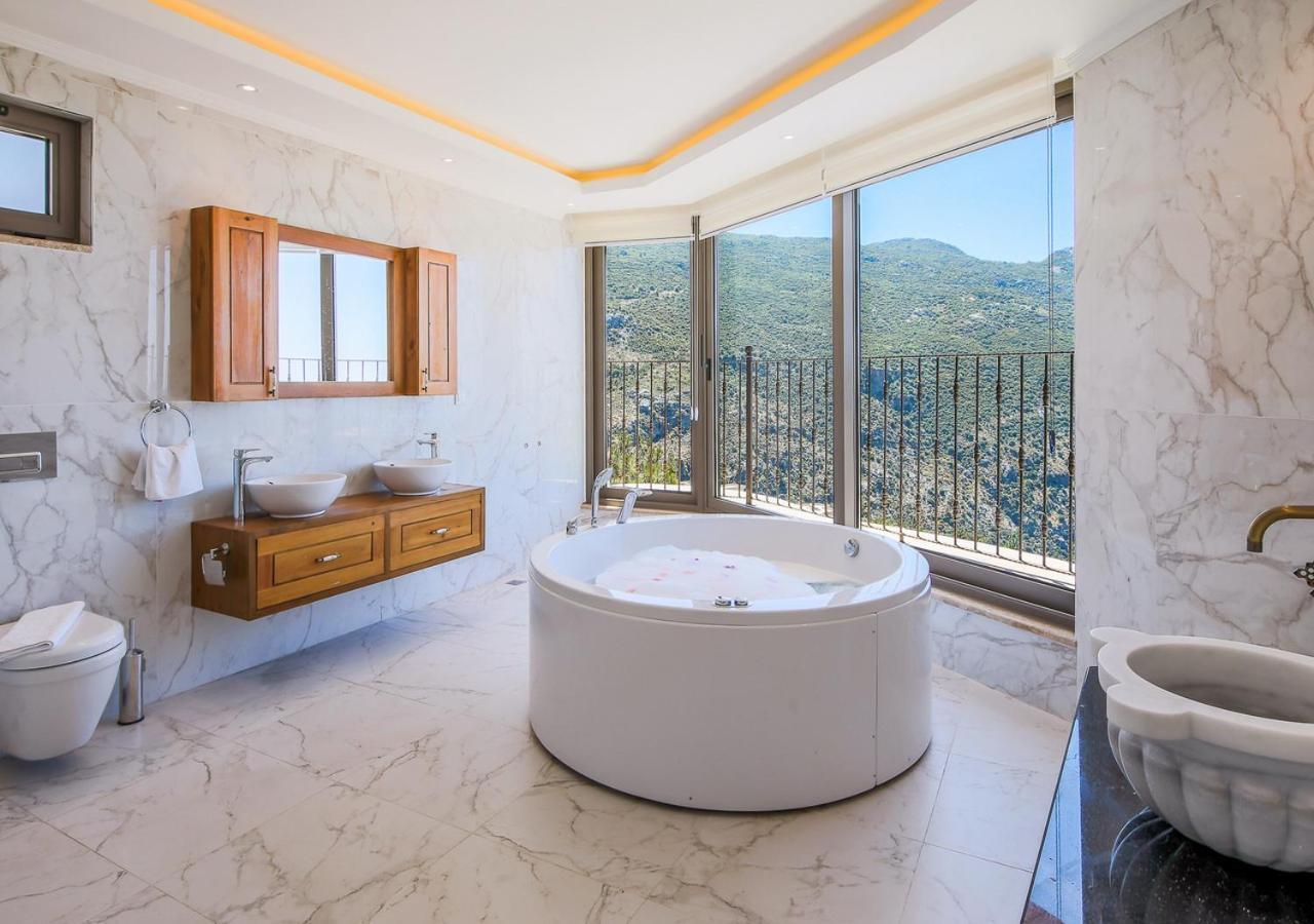 Villa 5 Sleeps 6 Isolated Pool See And Montain View-Villa Kartal Yuvasi Uzumlu  Exteriör bild